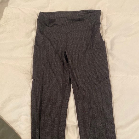 Lululemon grey leggings - Picture 1 of 4